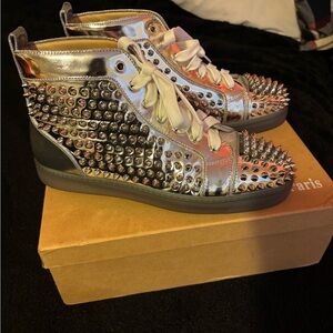 Box included
Almost new/Lightly used 
No scratches or marks